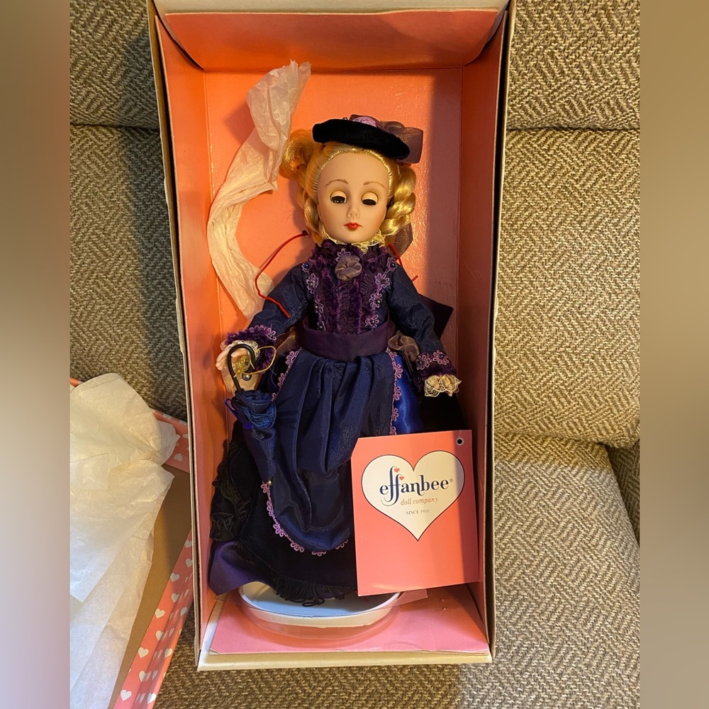 Effanbee Doll Diana. 12”. Vintage 1994 Diana